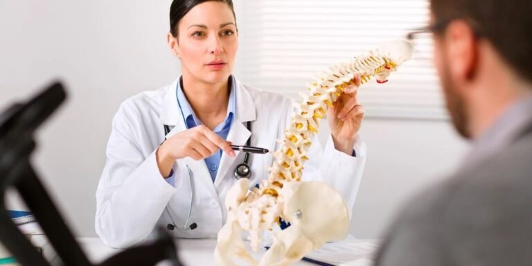 Female Orthopedic Surgeons in Karachi for Knee/Hip Pain & Arthritis